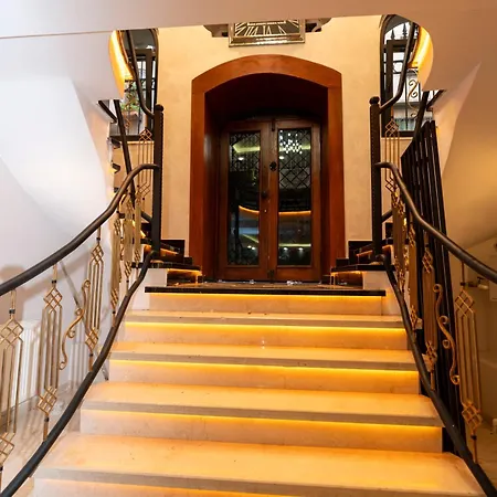 The Mua Luxury Homes