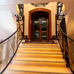 The Mua Luxury Homes