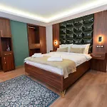 The Mua Luxury Homes Apartment *